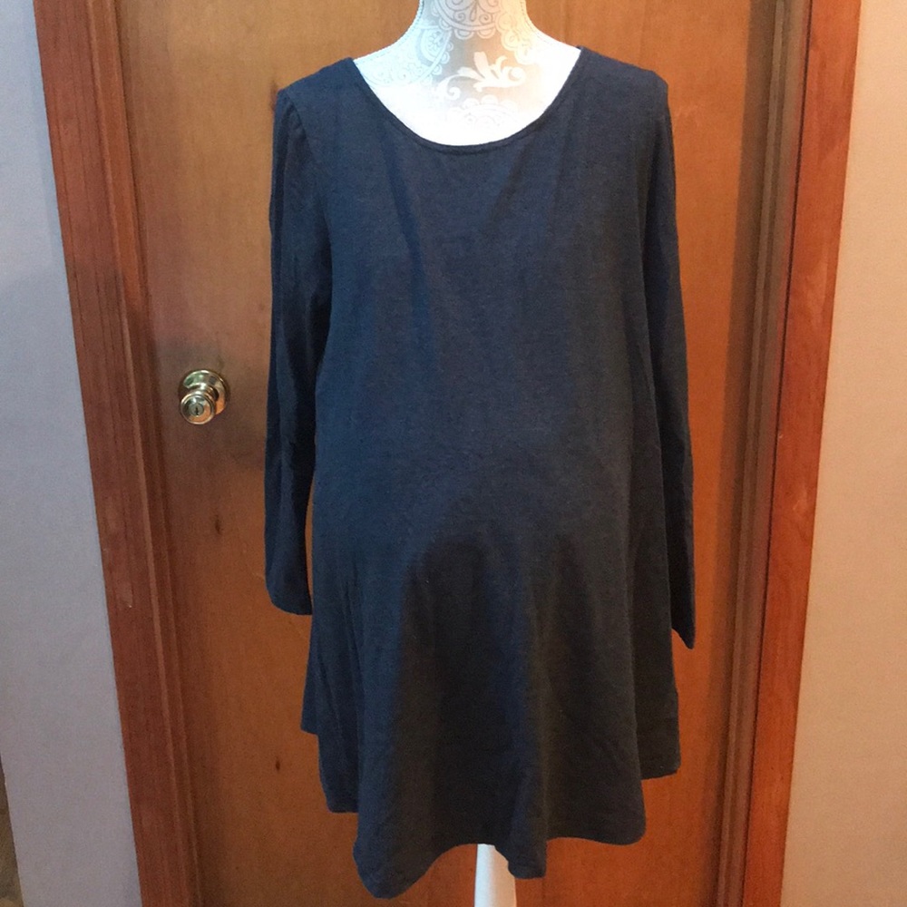Belly Basics Maternity tunic. Size M - Picture 2 of 3